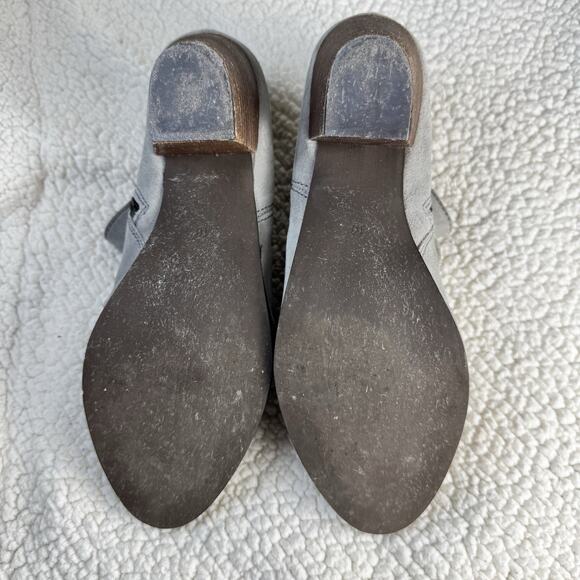 DIBA Women’s Grey Suede Leather Ankle Boots Size 10W Side Zip Low Heel Booties - Picture 4 of 7